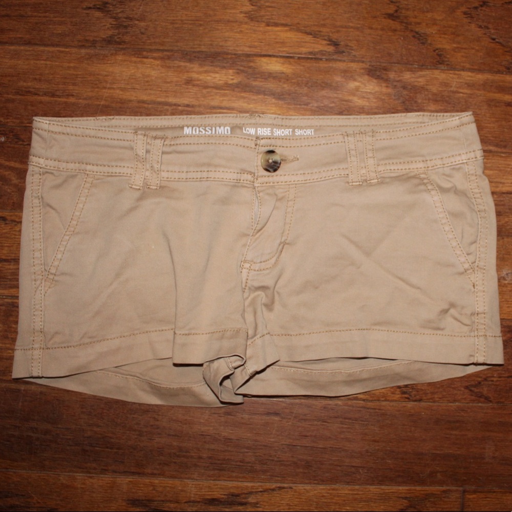 Khaki shorts